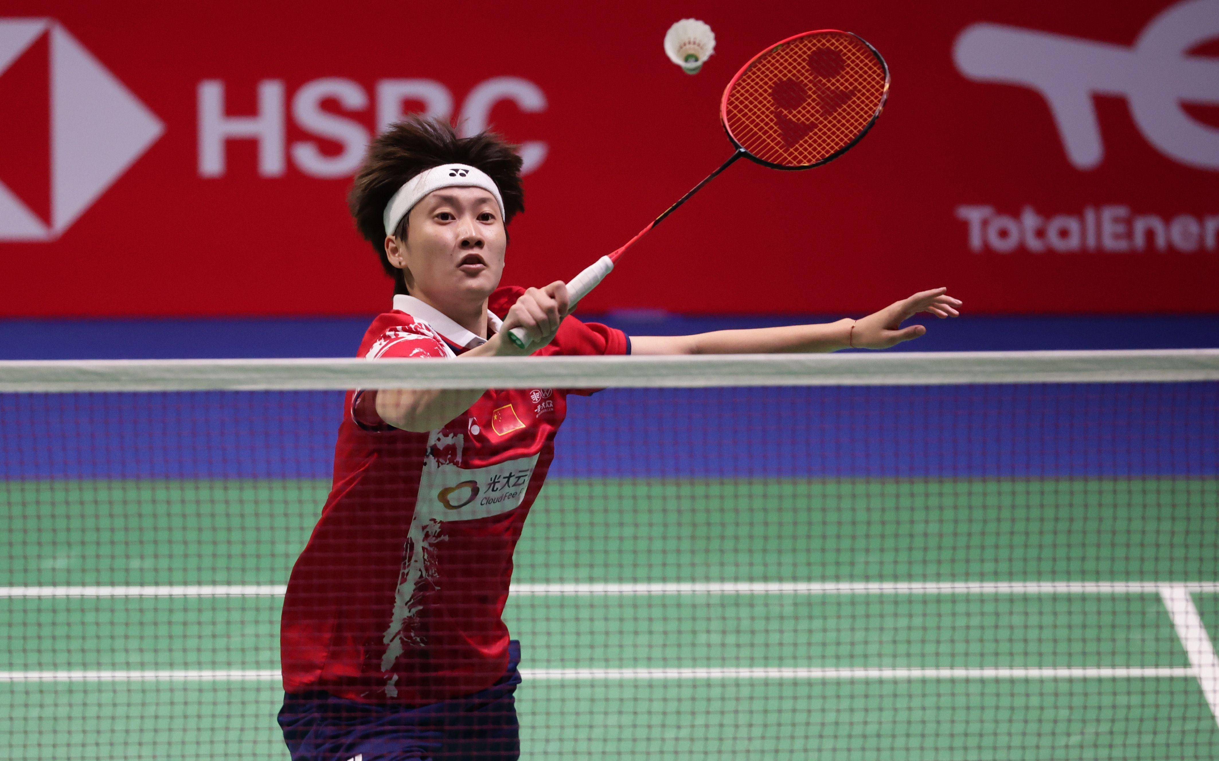 时表现出了 时表现出了